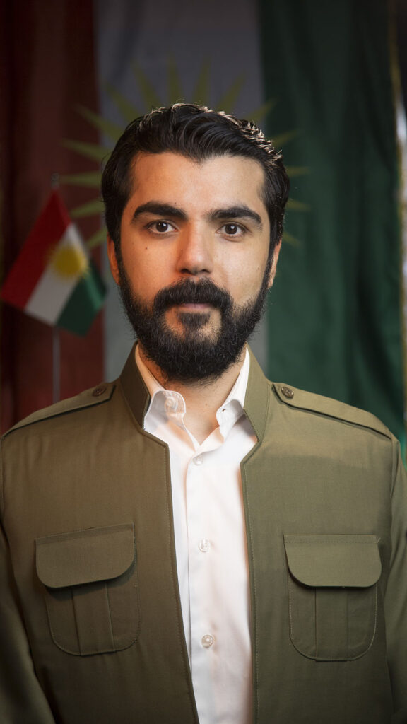 ڕاپەڕینی ژینا لە مرۆڤپەرستی ڕایچڵەکاندم
